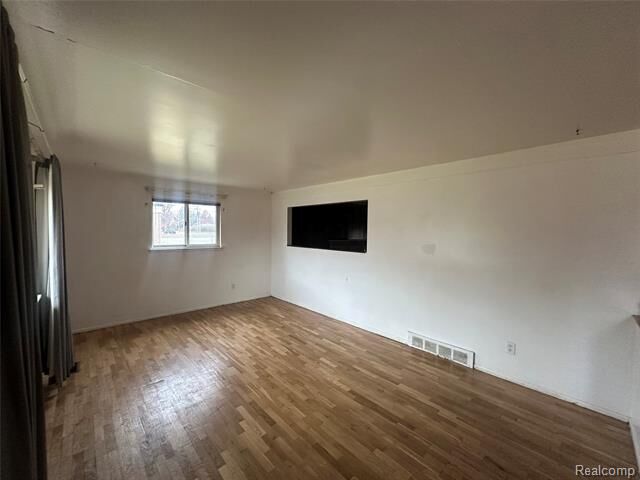 Property Photo:  29021 Van Laan Drive  MI 48092 