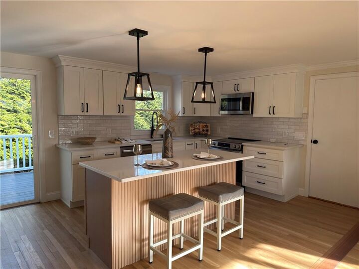 199 First Avenue  East Greenwich RI 02818 photo