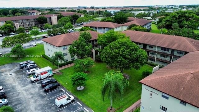 Property Photo: 150 SW 134th Way 203R FL 33027