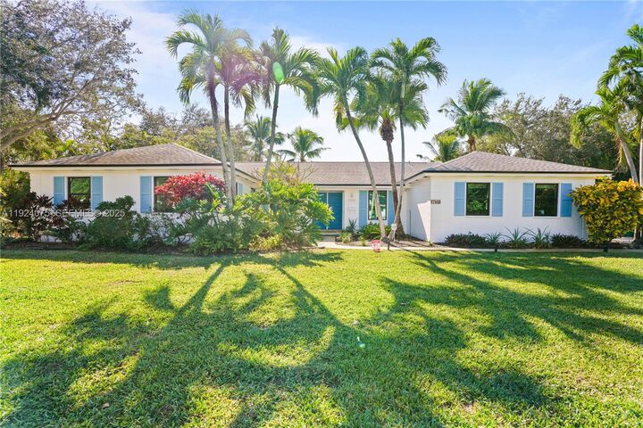 Property Photo: 7600 SW 164th St FL 33157