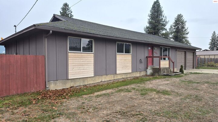 Property Photo: 432 Dickinson Ave ID 83856