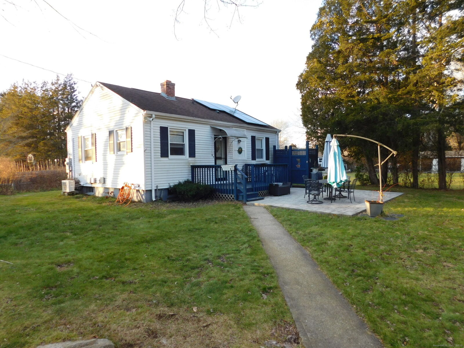Property Photo: 6 Anita Avenue CT 06385