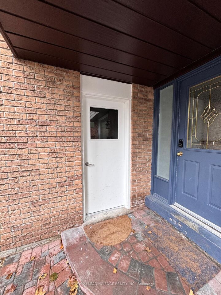 Property Photo: 1608 Geta Circle Basement ON L1V 3H7