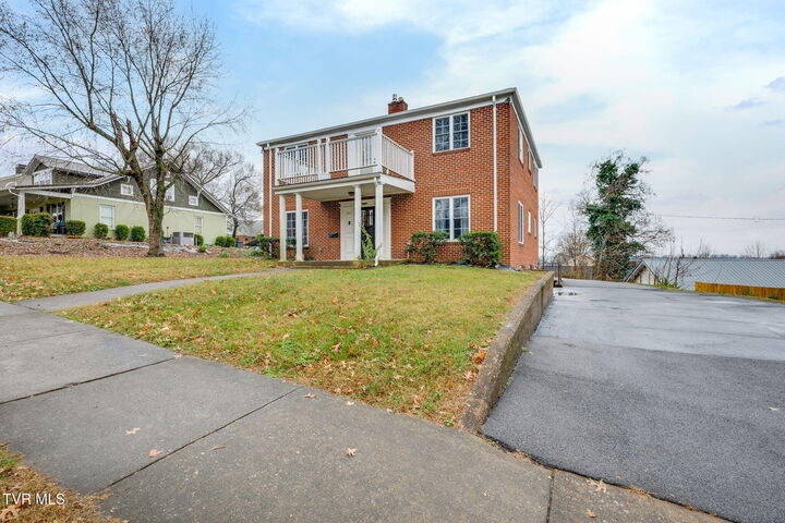 Property Photo:  805 Watauga Street  TN 37660 