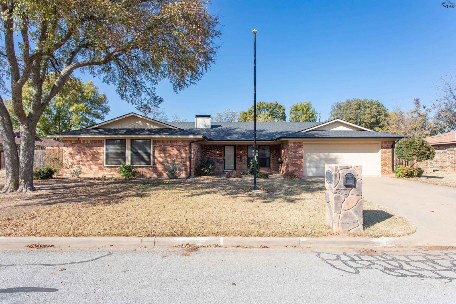 Property Photo: 914 Mohawk Drive TX 76354
