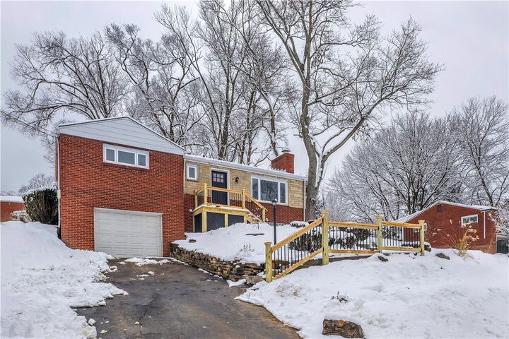 Property Photo:  5922 Wallace Ave  PA 15102 