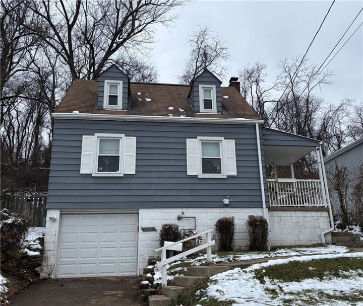 Property Photo: 1157 Cloverfield Dr PA 15227