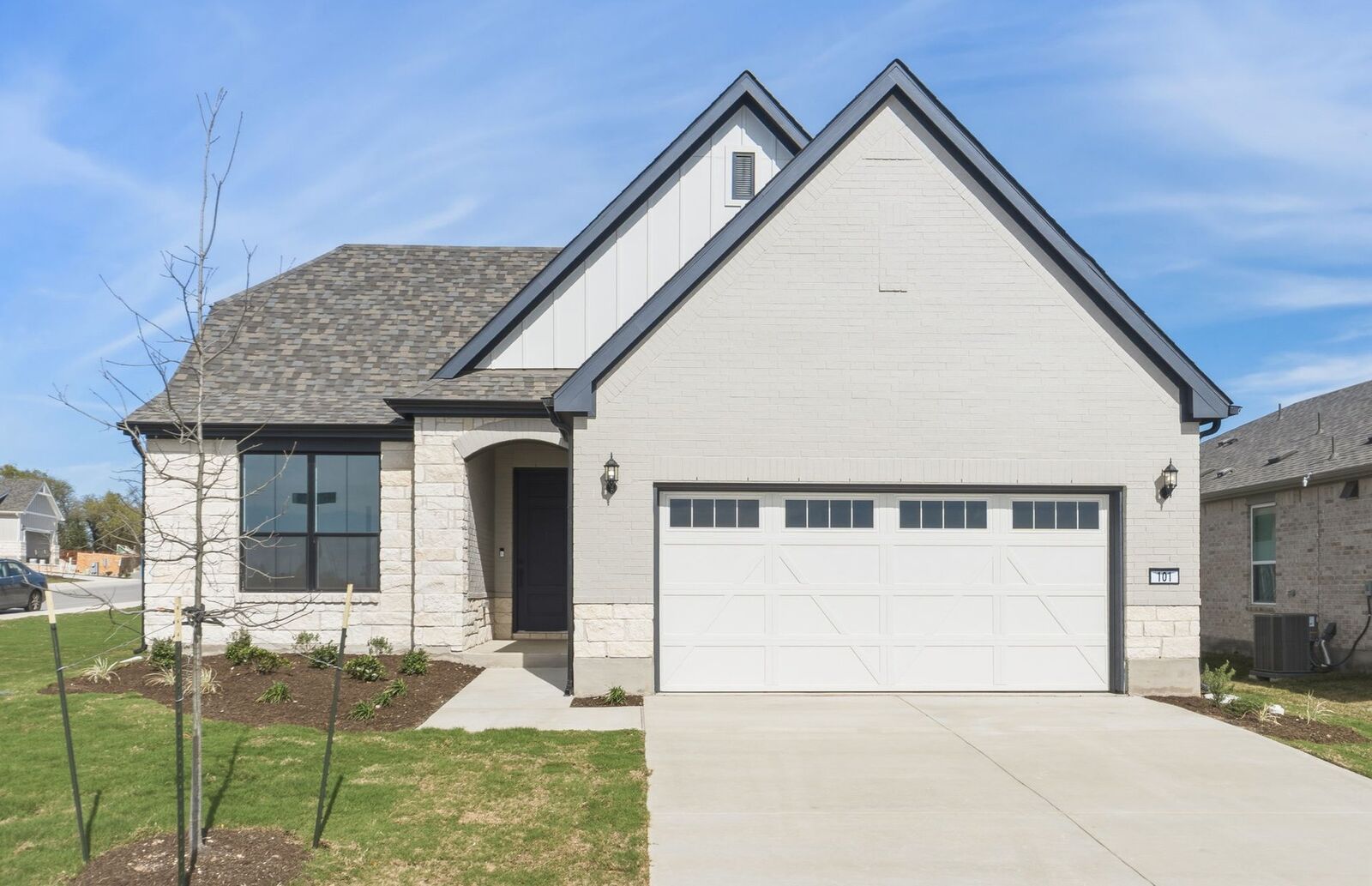 Property Photo:  101 Centerfire Lane  TX 78633 