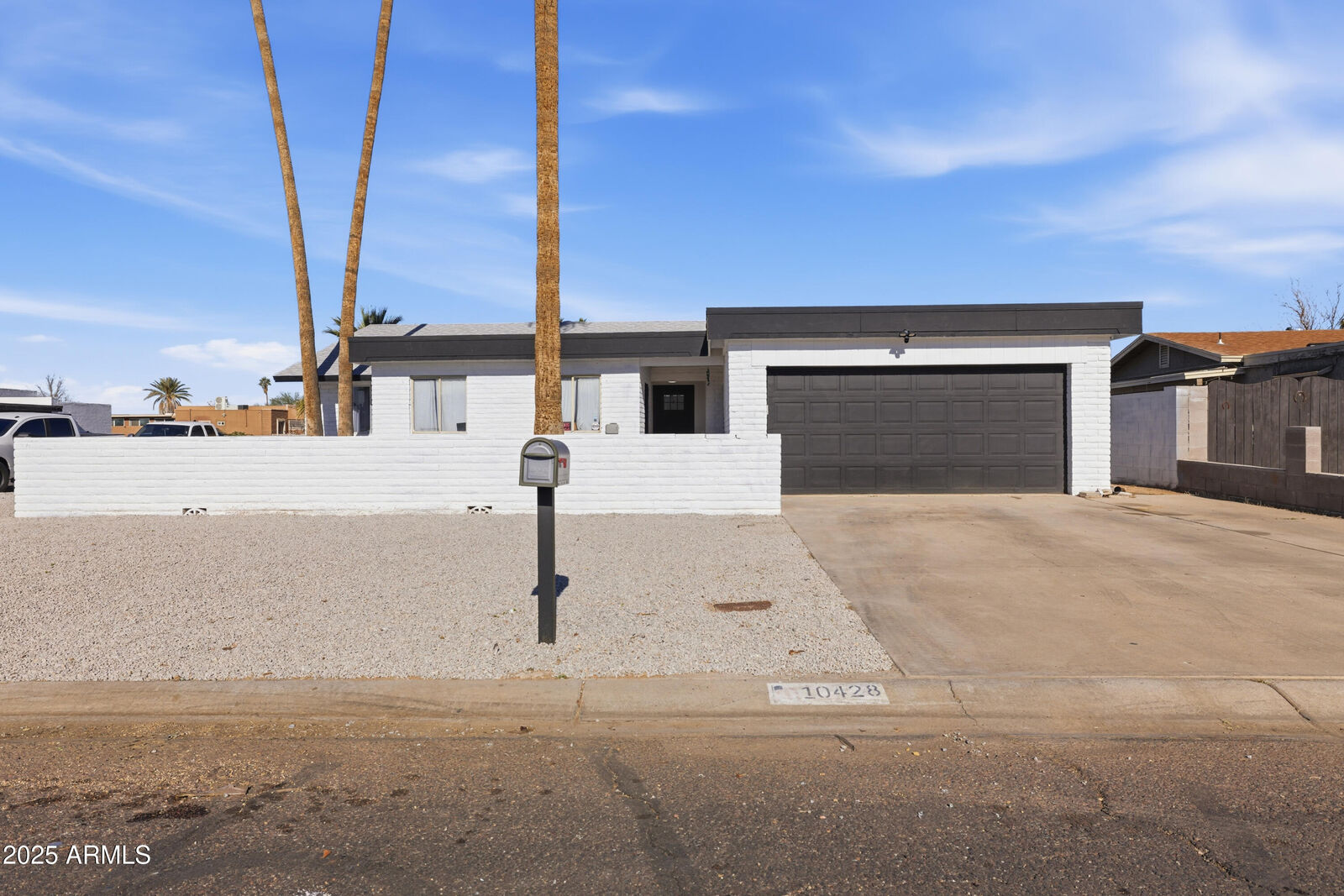 Property Photo:  10428 W Calle De Plata Street  AZ 85037 