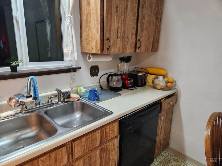 Property Photo:  154 Avenida Del Rio W  ID 83301 