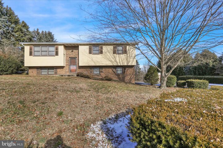 Property Photo: 17 Birdsfoot Drive PA 19551