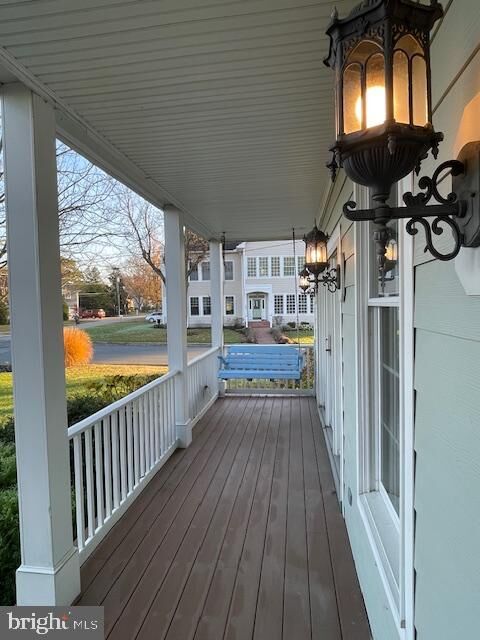 Property Photo: 216 E Chew Ave MD 21663