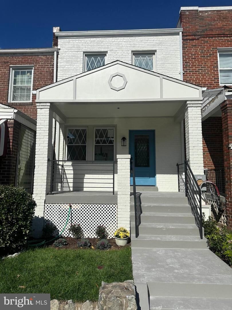 Property Photo:  1742 Lyman Place NE  DC 20002 