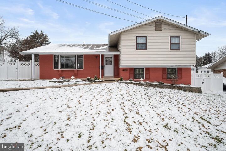 Property Photo:  11828 Enid Drive  MD 20854 