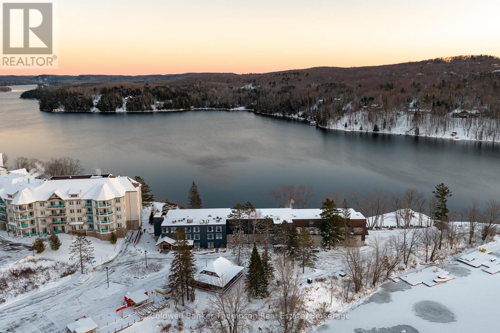 Property Photo:  1235 Deerhurst Bayshore Drive 423  ON P1H 1A9 