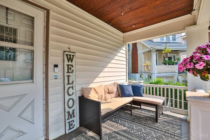 Property Photo:  5435 Roseland Mound  OH 45212 