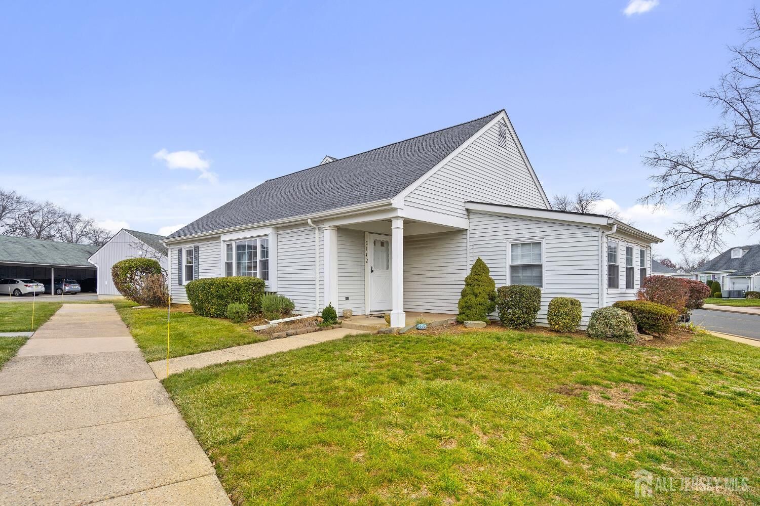 Property Photo:  142 Providence Way C  NJ 08831 