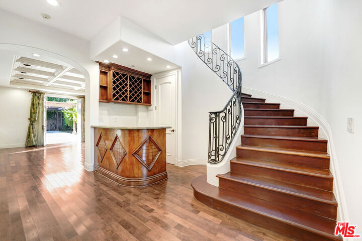 Property Photo: 219 S Willaman Dr CA 90211