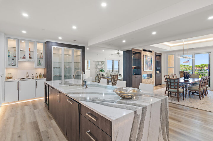 Property Photo: 404 Kelly Plantation Drive 605 FL 32541