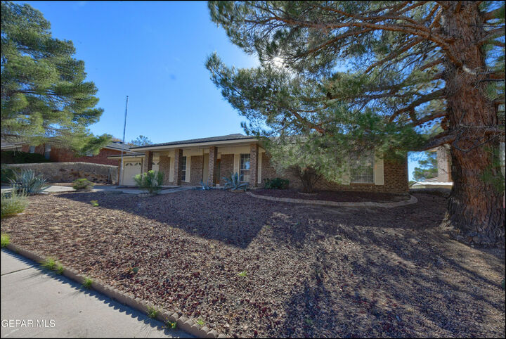 Property Photo: 6516 Cortesano Court TX 79912