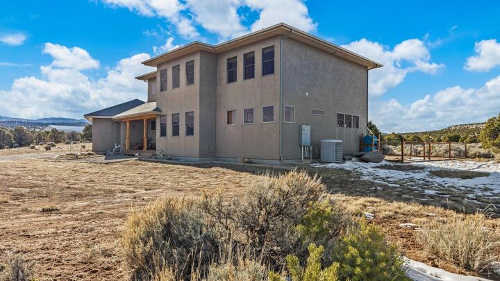 Property Photo: 2601 S 21 1/2 R S 21 1/2 Road CO 81523