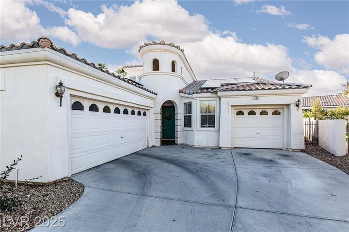 Property Photo: 1140 Piazza Navona NV 89052