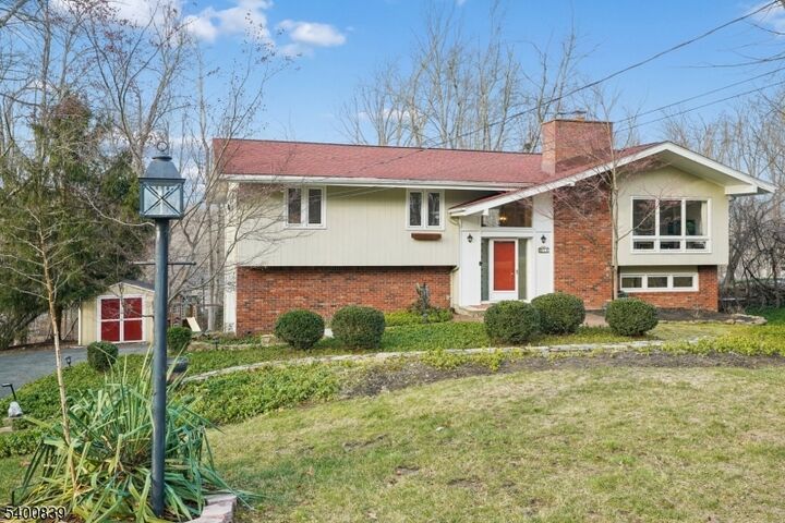 Property Photo:  11 Hillcrest Dr  NJ 07869 