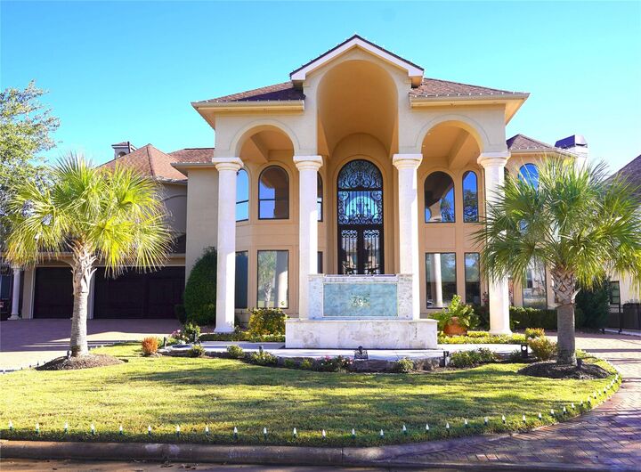 Property Photo:  265 Promenade Street  TX 77356 