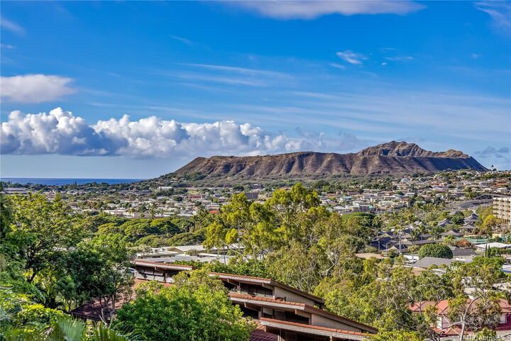 Property Photo: 1487 Hiikala Place 39 HI 96816