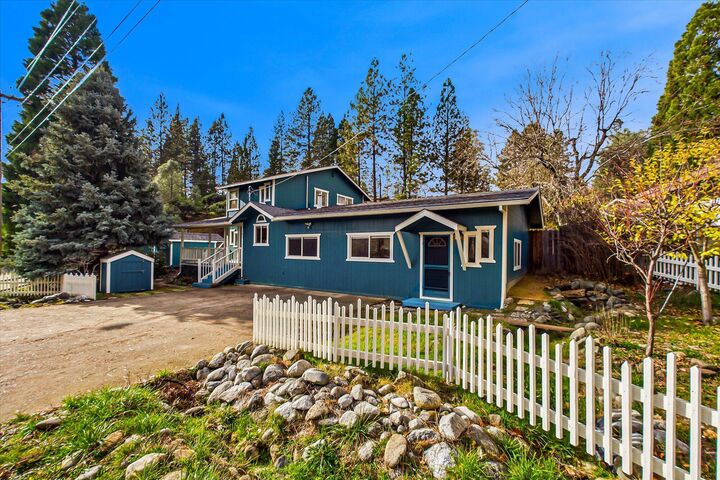 Property Photo:  181 Barbara Avenue  CA 96093 