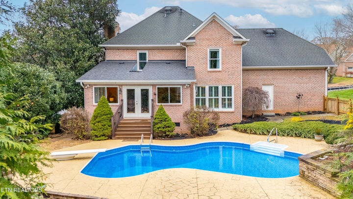 Property Photo: 9820 Gentian Lane TN 37922