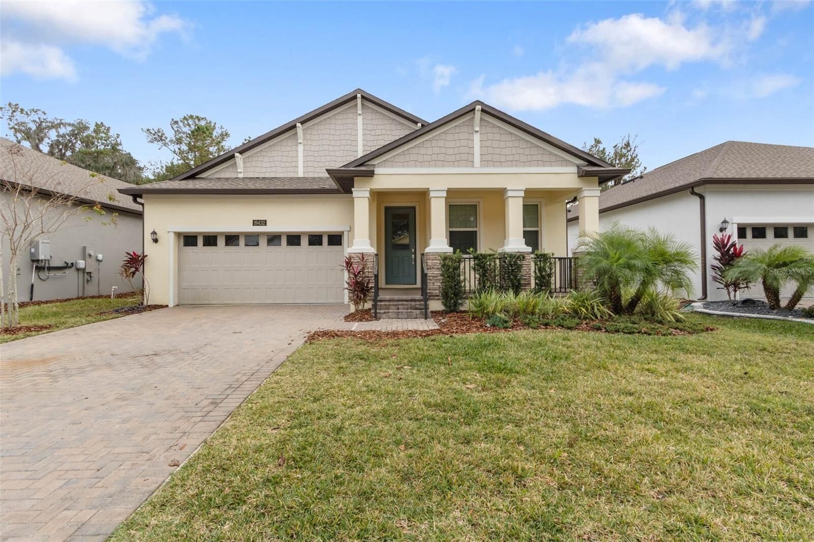Property Photo:  19432 Forest Garden Court  FL 34601 