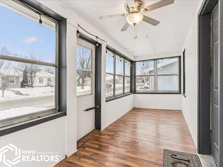 Property Photo:  2136 S Central Avenue  IA 52601 