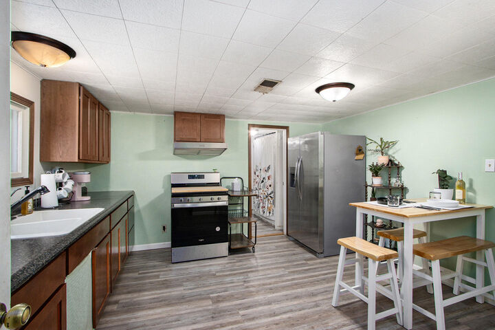 Property Photo:  2418 Edgewood Drive  MI 49008 