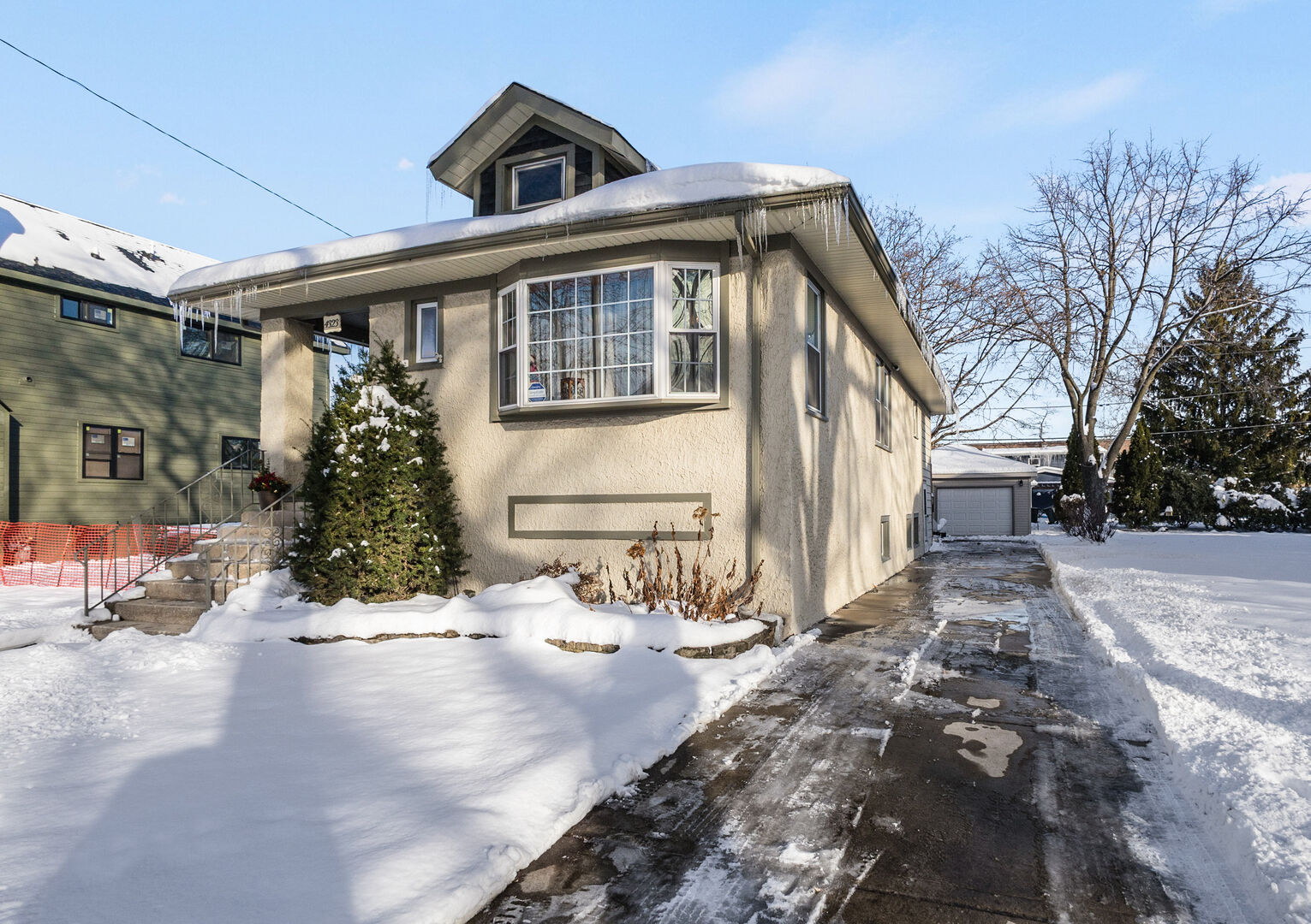 Property Photo: 4323 Deyo Avenue IL 60513