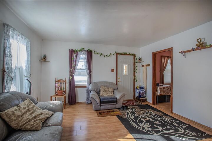 Property Photo: 1104 Cora Street IL 60435