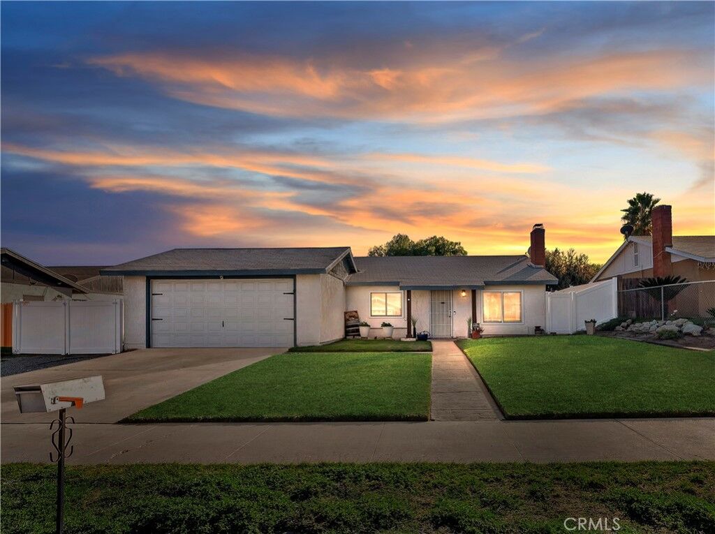 Property Photo: 25143 Sugar Hill CA 92553