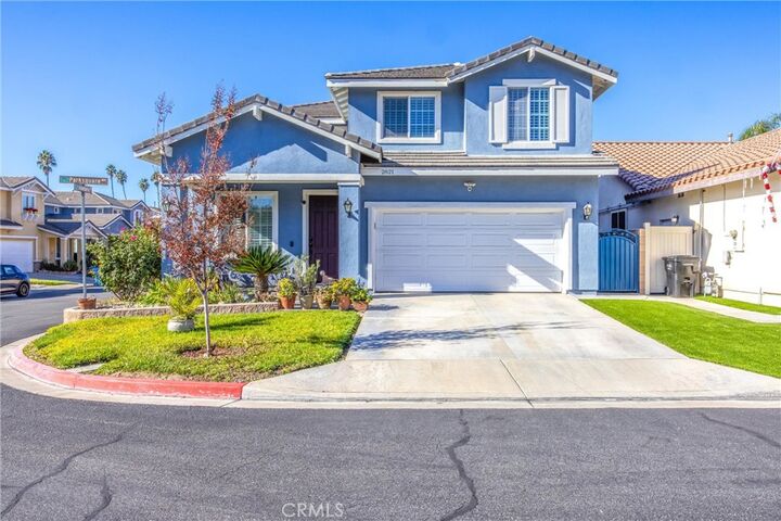 Property Photo:  2821 Parksquare  CA 91767 