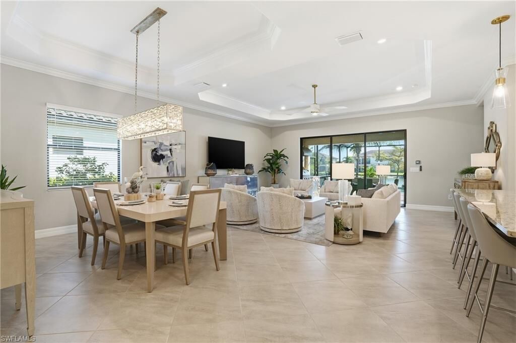 Property Photo:  28071 Foxrock Ct  FL 34135 