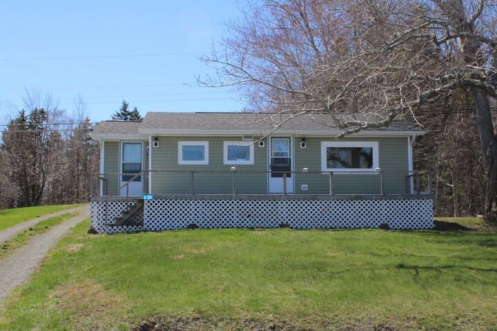 638 French Road — photo 1