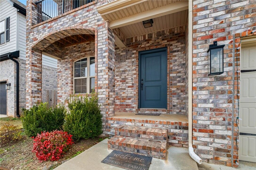 Property Photo:  1406 Park Street  AR 72745 