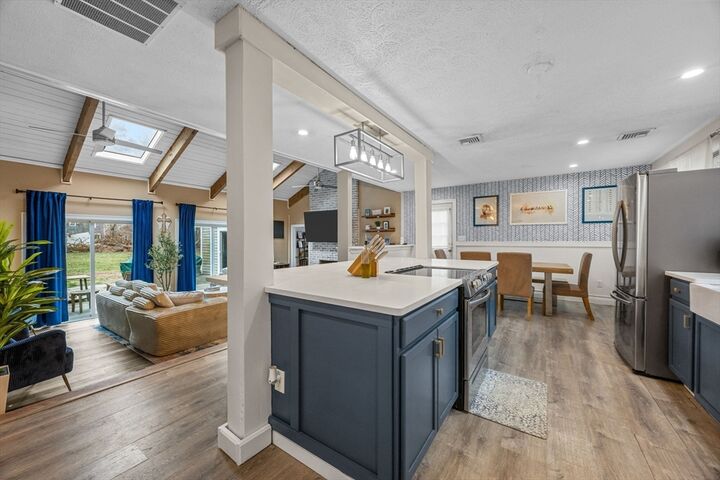 Property Photo:  17 Kensington Dr  MA 02563 