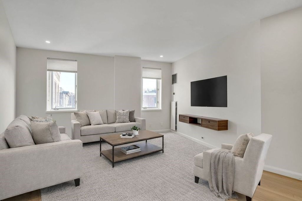 Property Photo:  19 Wiget St 505  MA 02113 