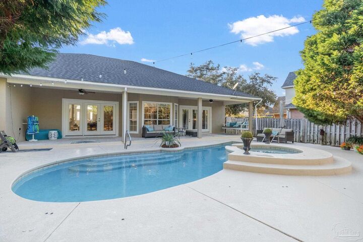 Property Photo:  1196 Mary Lou Ln  FL 32563 