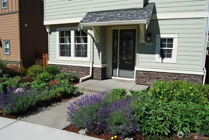 Property Photo: 1596 NE Falls Drive WA 98029