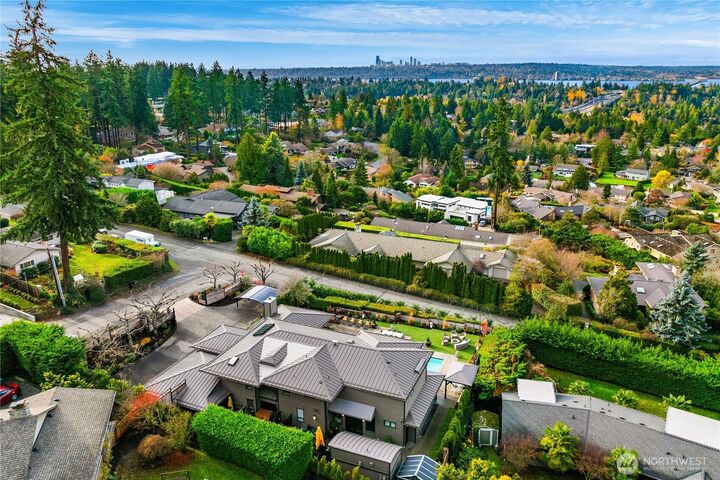 Property Photo:  9600 NE 28th Street  WA 98004 