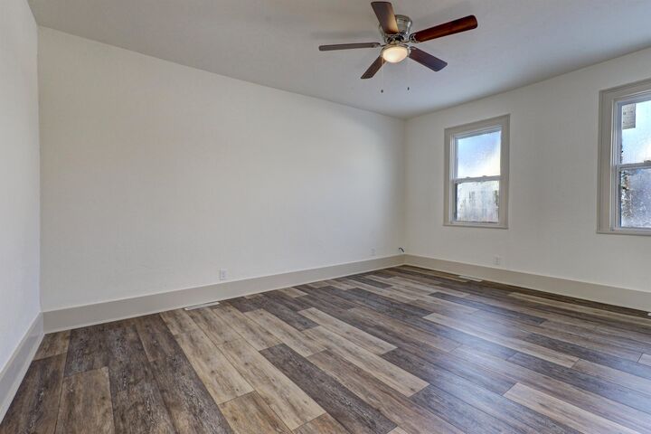 Property Photo: 321 E Parkway Avenue WI 54901