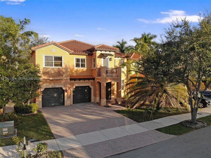 Property Photo: 2651 SW 152nd Ct FL 33185