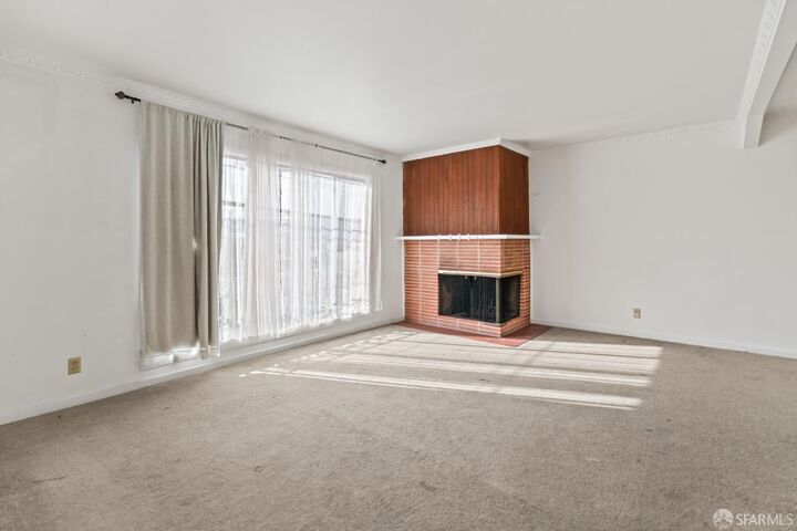 Property Photo: 66 Williams Avenue CA 94124