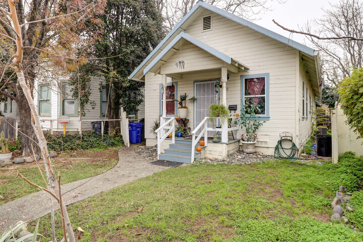 Property Photo:  728 Lincoln Street  CA 96080 